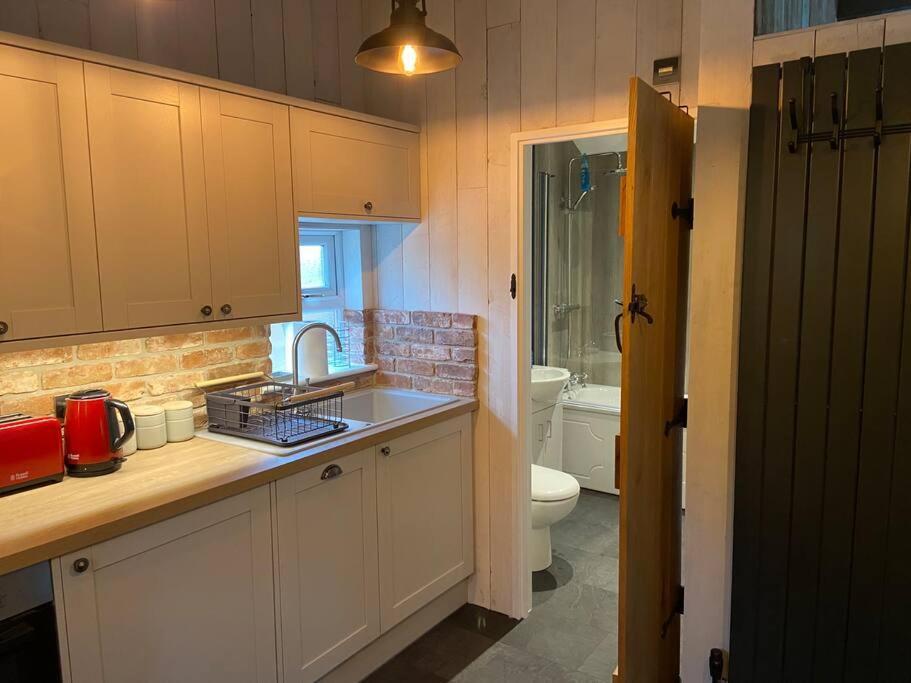 Вилла Couples Getaway, With Mountain Views/Dog Friendly Крикхауэлл Экстерьер фото